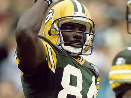 0116-Sterling-Sharpe-On-The-Field-PRIMARY