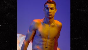 0716-cristiano-ronaldo-cr7-underwear-campaign-photos-primary-v2