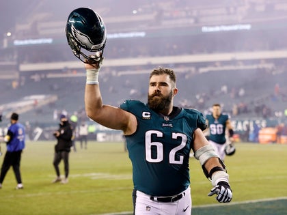 Jason Kelce On The Field photos 0000